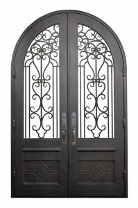 pienza iron door